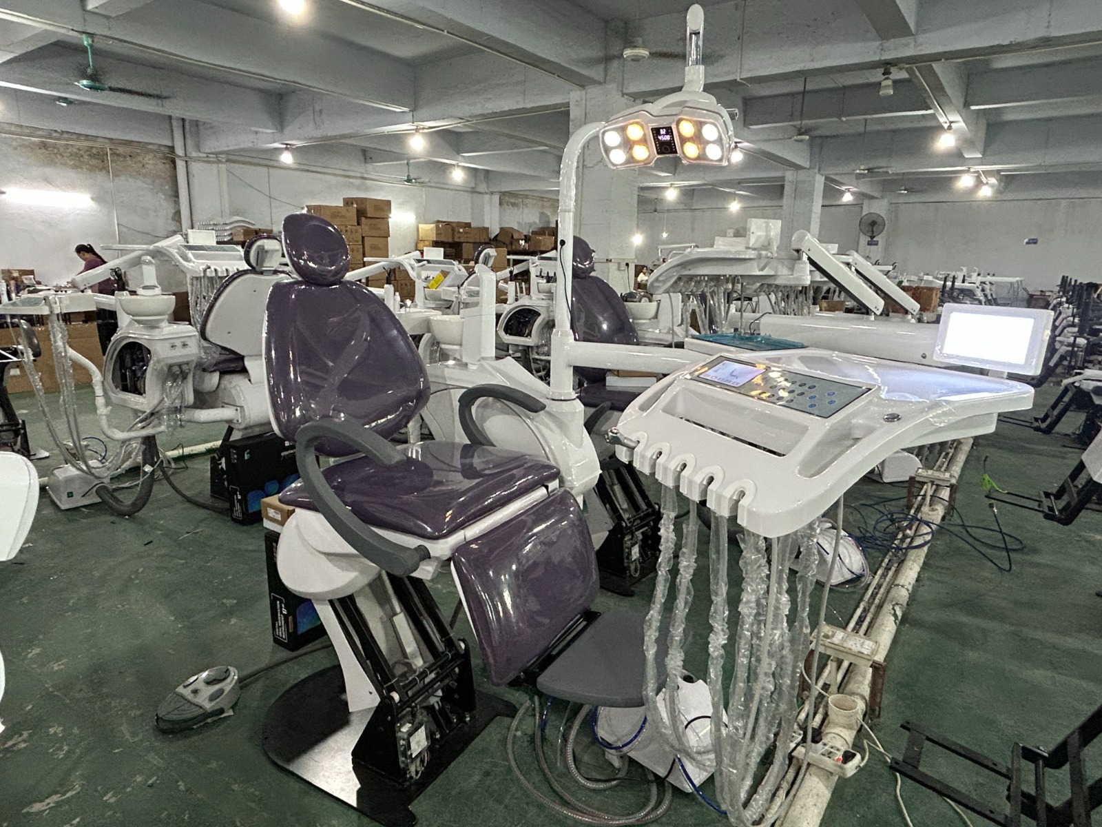 Kalstein Wins Major Contract in Iraq: 47 Dental Chairs Delivered to Al-Andhima Scientific BureauA Strategic Success Strengthening Kalstein’s Presence in the Middle East